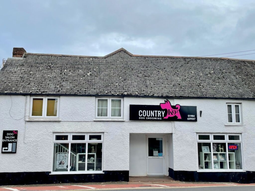 The shop front of Country K9Z in Williton