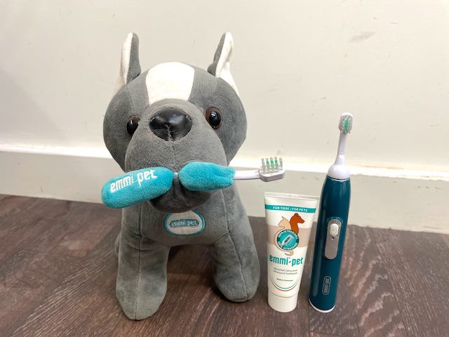 Emmi-Pet Teeth cleaning products
